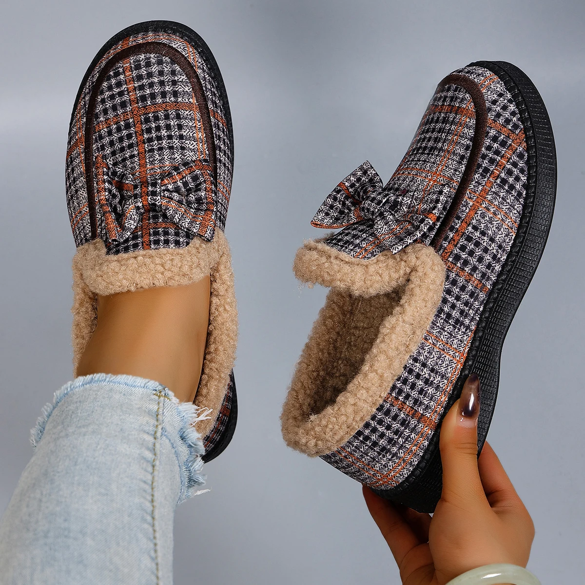 منتجات الخريف والشتاء الجديدة: أحذية نسائية قطنية منخفضة القطع، أحذية دافئة ومريحة ومسامية وغير رسمية