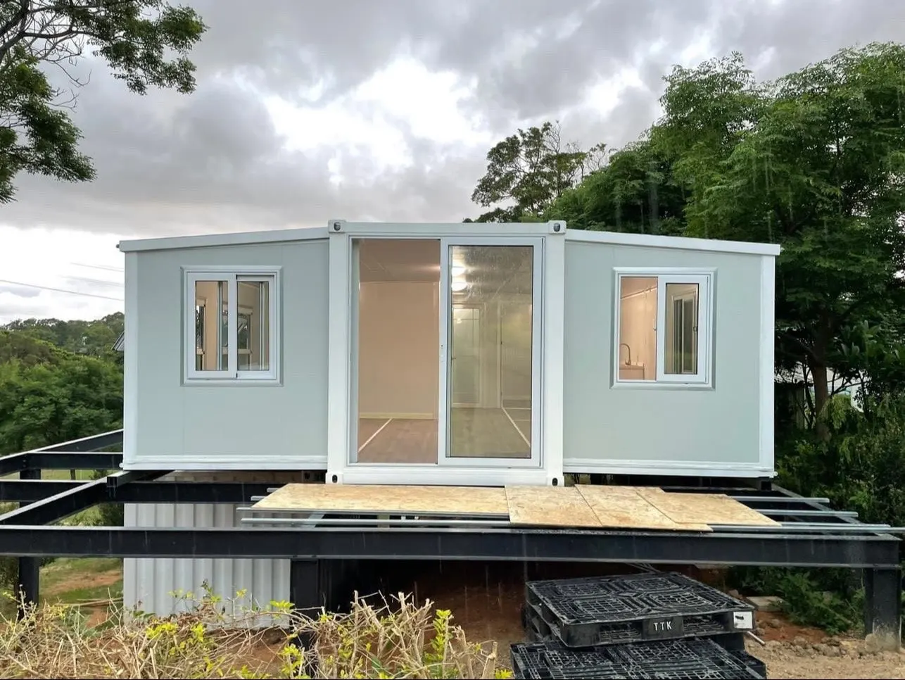 Prefabricated House Folding Expansion House Three-in-One Family Residence Multi-Functional Folding House