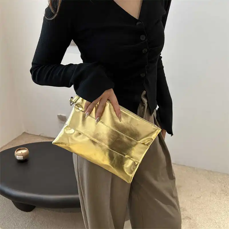 

Women New Envelope Evening Bag Solid Color Luxury Shiny Clutch Gold Evening Purse Elegant Bling Clutch Ladies Wedding Bag Chic