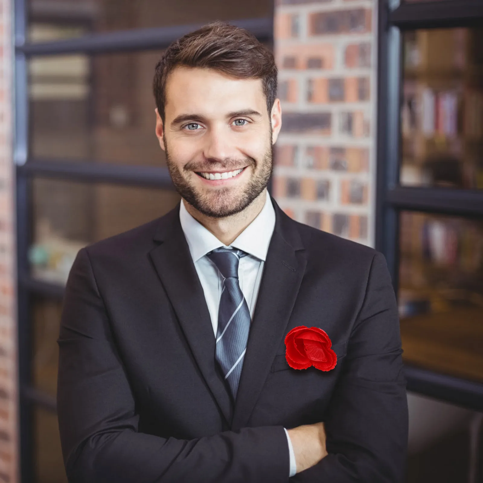 2 szt. Butonierka z czerwonej róży z rozpylaczem wody, rekwizyt do żartów komediowych na ślub, Dzień Prima Aprilis, karnawał, śmieszny gadżet, sztuczny kwiat