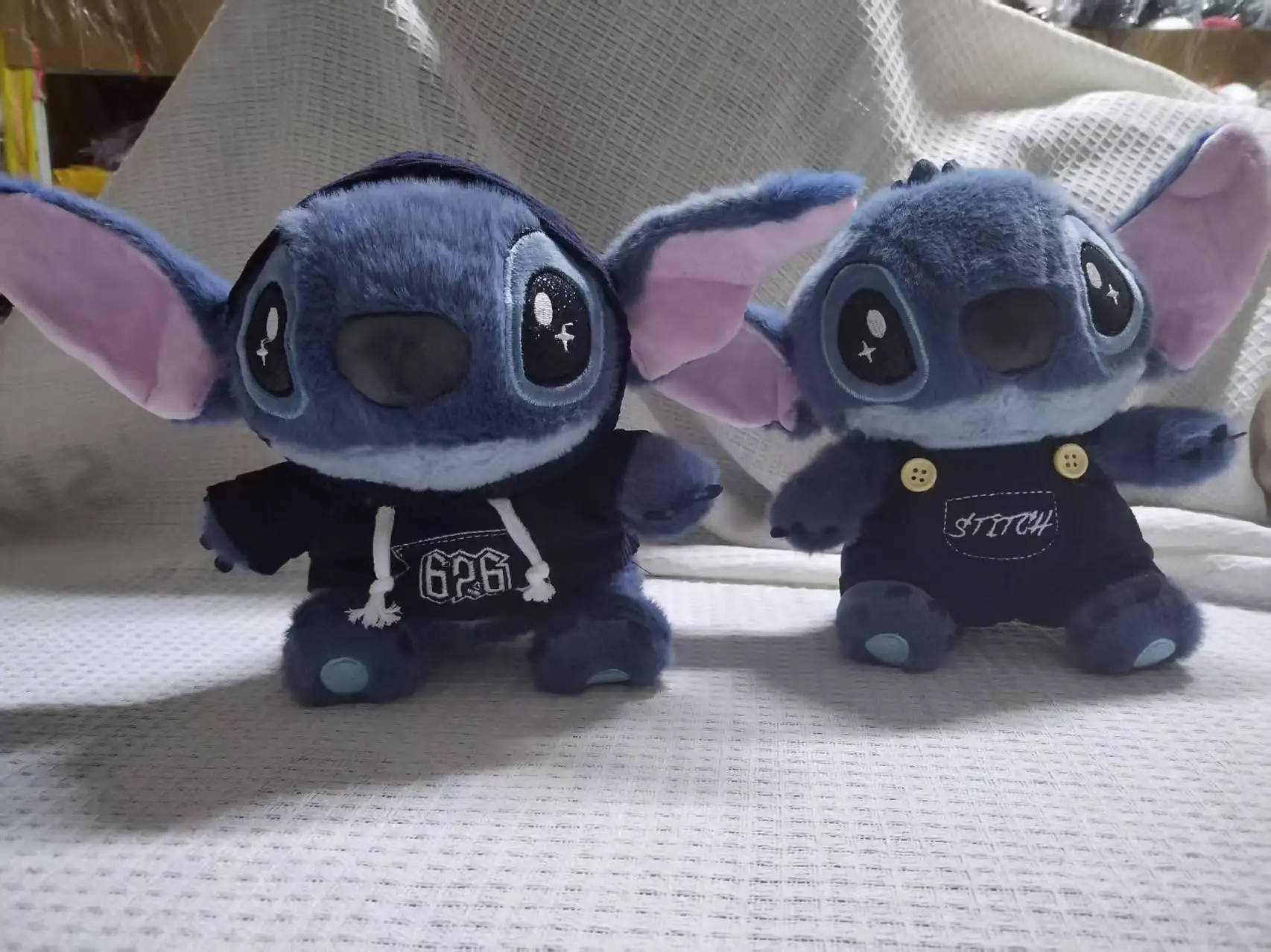 

@ Stitch плюшевая кукла, мягкая игрушка, милый персонаж мультфильма, штаны с капюшоном, идеально подходит для подарков подруге, декор на день рождения и праздник