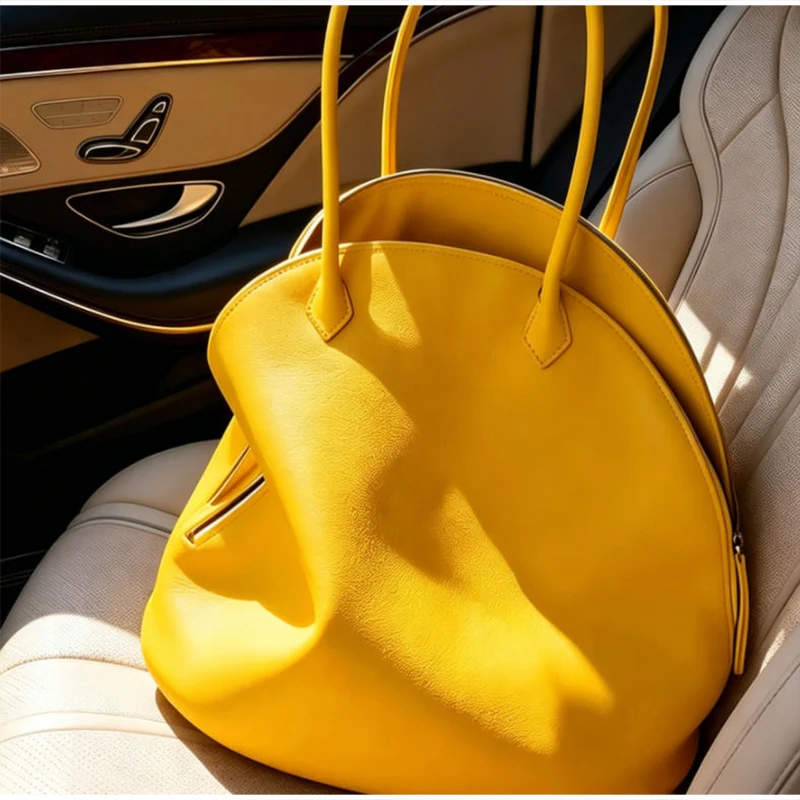 Fashion Luxury Seashell Shoulder Bag Korean Style Solid Color Minimalist Handbag Zippered Large Capacity Soft Leather Tote Bag view 4