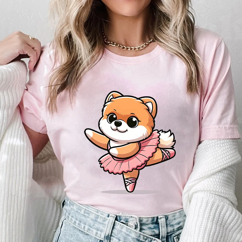 Camiseta de manga corta con estampado de perro bailarín para mujer, blusa Harajuku con cuello redondo, Tops Y2k, ropa de calle informal para mujer