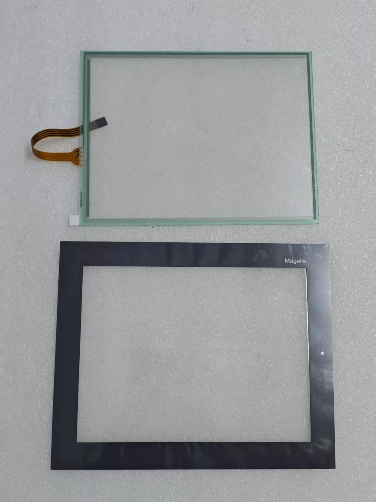 

XBTGT5340 10,4 дюйма -- Пластиковые защитные пленки для сенсорных экранов