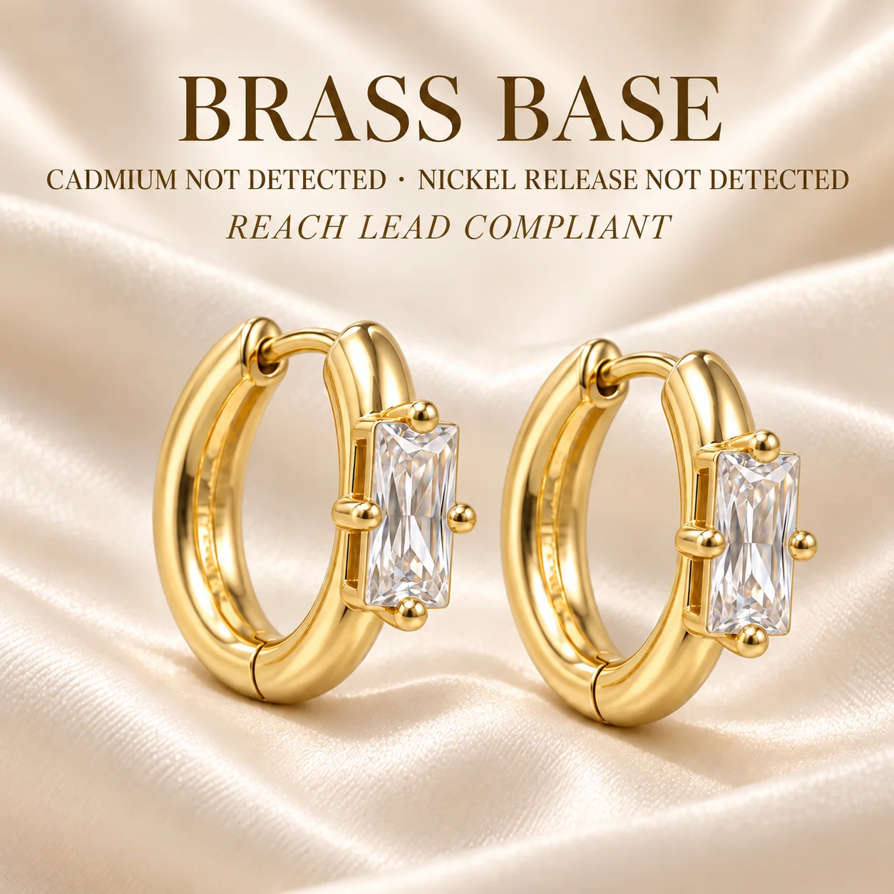 Moonmory Original Design Smaragdschliff CZ Huggie Creolen für Damen, 14K vergoldetes Messing, minimalistischer Ohrring, Schmuck Großhandel – Detail 8