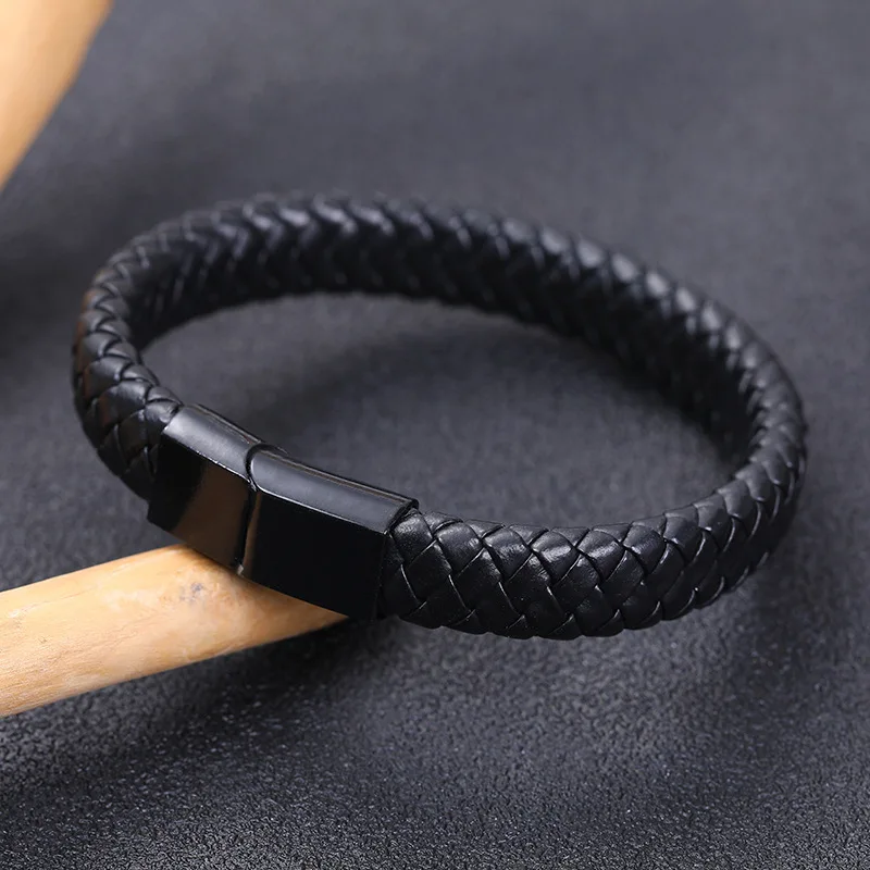 New PU Leather Magnetic Black Bracelet Men's Mature and Stable and Elegant Giving Men The Best Gift for Men