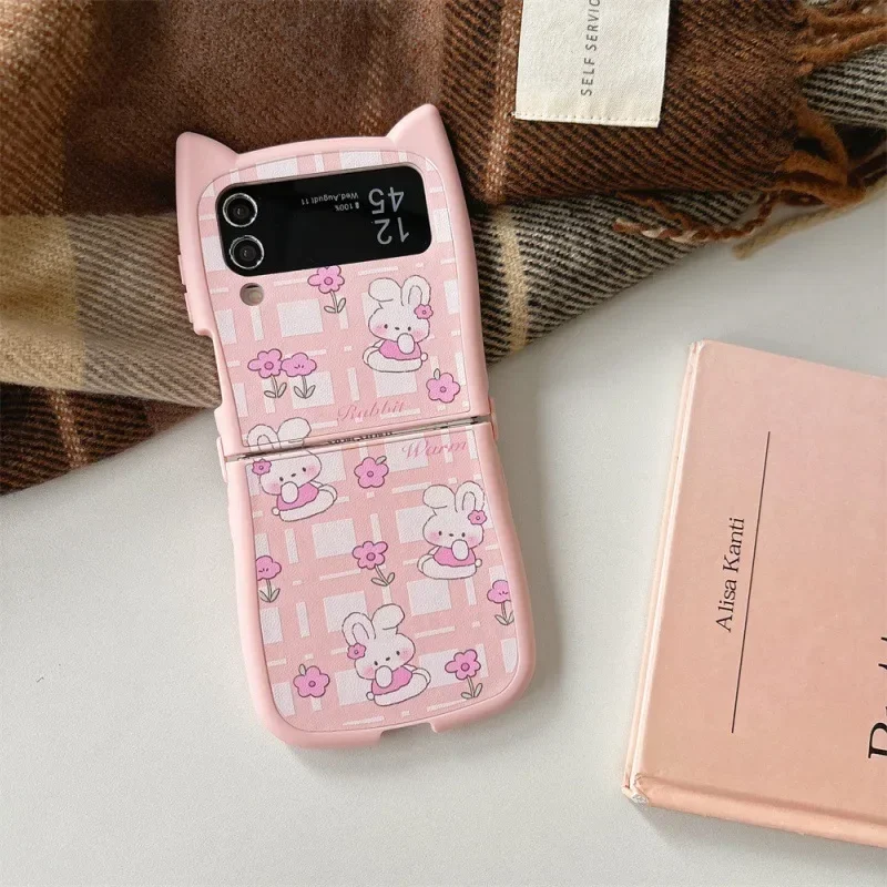 Чехол для телефона с белым кроликом и медведем для Samsung Galaxy Z Flip 6 5 4 3, защитная задняя крышка для ZFlip4 ZFlip5 ZFlip6
