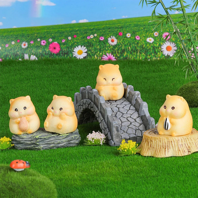 

Cute Gold Filigree Bear Hamster Figurine Micro Landscape Ornaments Dollhouse DIY Decor Desktop Vehicle Mounted Model Decor Toys