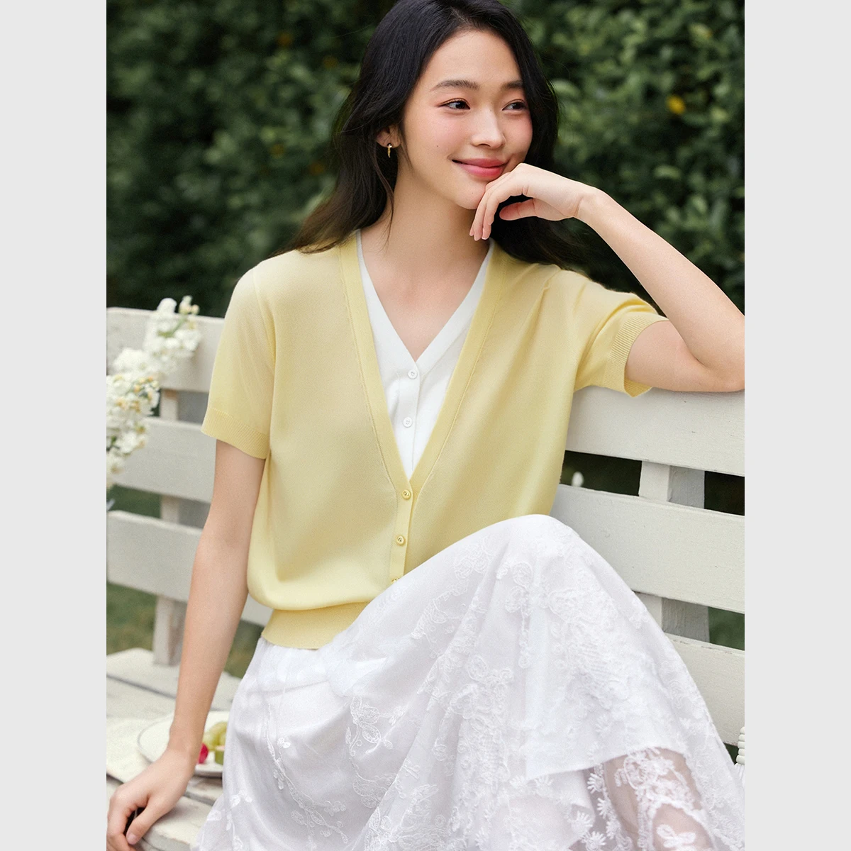 VIMLY Women's Minimalist Fake Two Pieces T-Shirts 2025 Summer Loose Short Sleeve T-shirt Casual O-Neck Cardigan Ladies Top