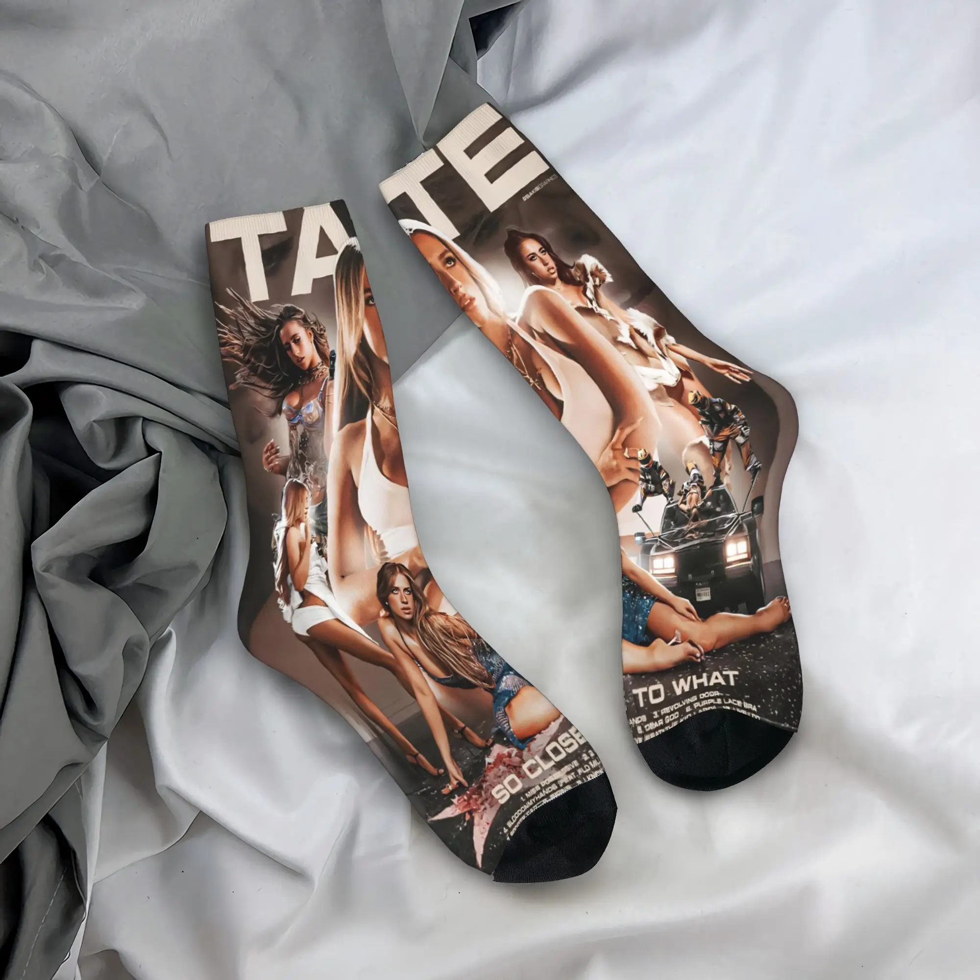 

Tate McRae Miss Possessive Tour 2025 Socks Retro Stockings Men's Medium Soft Climbing Socks Autumn Graphic Anti Skid Socks
