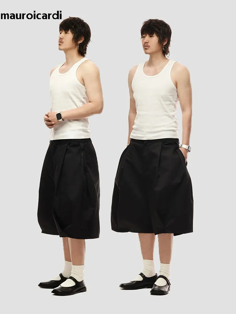 

Mauroicardi Spring Summer Cool Baggy Casual Black Hard Wide Leg Shorts for Men Elastic Waist 2026 Loose Luxury Menswear Clothes