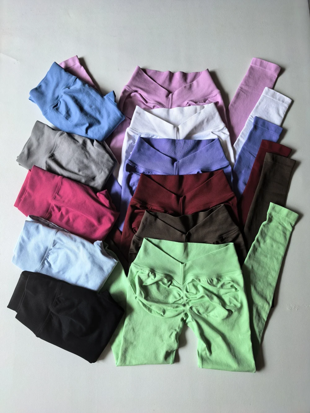 กางเกงเลกกิ้งกีฬา BLAZEMOVE ทรงวีเอว ยกสะโพก ไร้ตะเข็บ สำหรับโยคะ ฟิตเนส ออกกำลังกาย วิ่ง และพิลาทิส สำหรับผู้หญิง