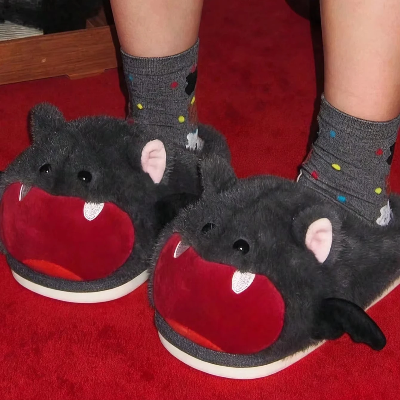 Cute Winter Women House Fur Slippers Casual Lovely Bat Design Dark Grey Indoor Non-Slip Warm Soft Soles Comfy Home Female New