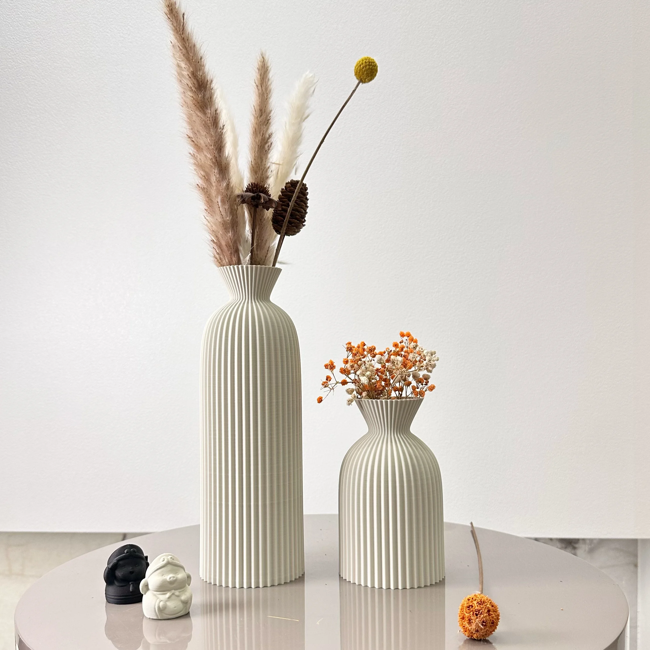 Wavy Pattern Art Dry Vase, 2-Piece Set