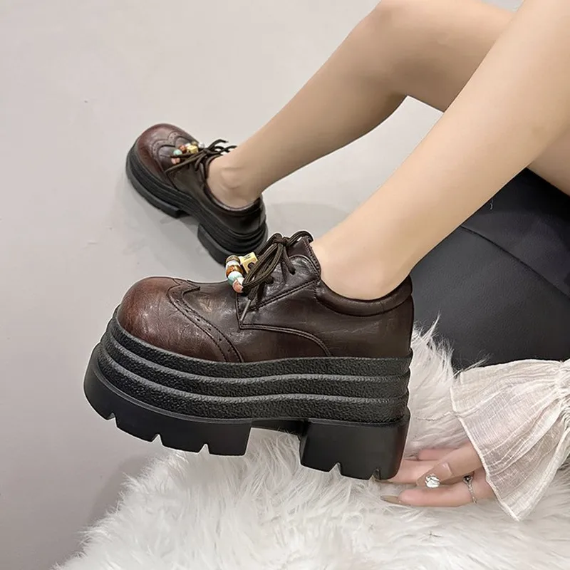 جديد 2025 المرأة أحذية رياضية من الجلد الخريف عالية منصة الدانتيل متابعة حذاء كاجوال نعل سميك 10 سنتيمتر الكعوب أحذية مشي Zapatos Mujer