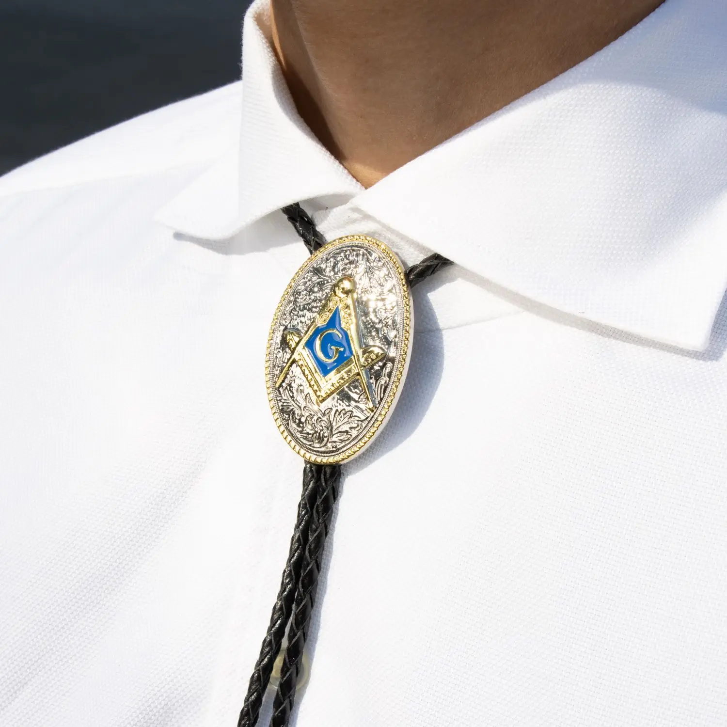 

Hawson Masonic Bolo Tie Square and Compass With G