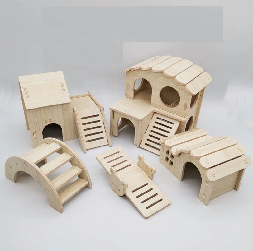 

House Toy Wheels Pattern Size Wood Factory Customized Solid Wood Color Hamster House Wooden Pet House Windproof OPP Bag Packed