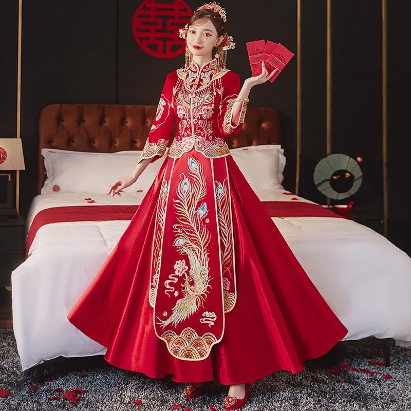 

Новое свадебное платье в китайском стиле и тост с драконом Фениксом