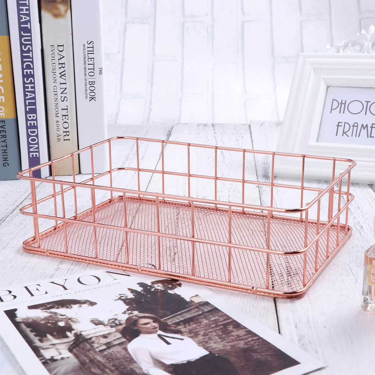 

Large Metal Mesh Storage Basket For Desktop Bathroom Bedroom Kitchen Rose Gold 24.5X16X6.5Cm Iron Brush Essential Oil