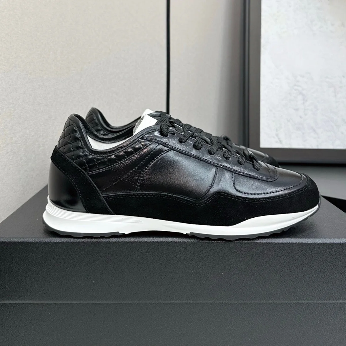 2026 High Quality Autumn women shoes casual lace up retro running sneakers comfortable daily walking footwear ch25091102
