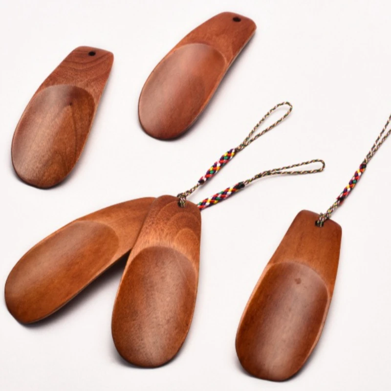 1Pcs Solid Wood Shoehorn Natural Wooden Shoe Horn Portable Craft Mini Light Shoe Lifter Shoes Accessories Easy Heel Entry Design