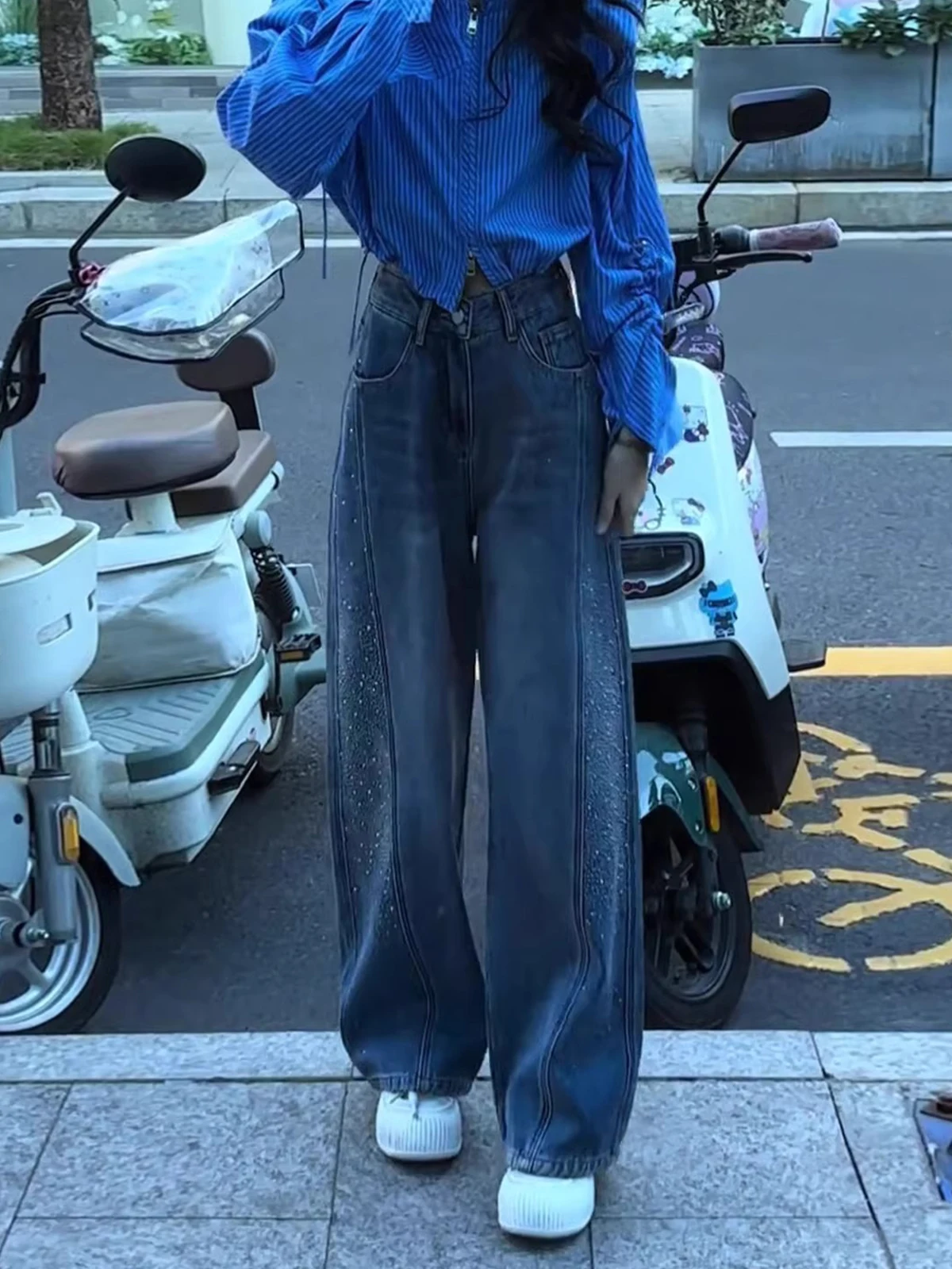 

Retro Rhinestone Wide Leg Denim Jeans Women's Spring Autumn New Sle 2026 Faionable Slimming Fce Loose Long Trousers