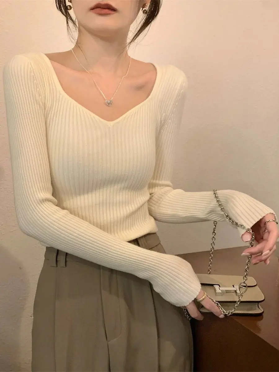 Slimming Long Sleeve V-Neck Knitted Base Shirt for Women Early Autumn New Style Casual Versatile Body Shape Enhancing T-Shirt
