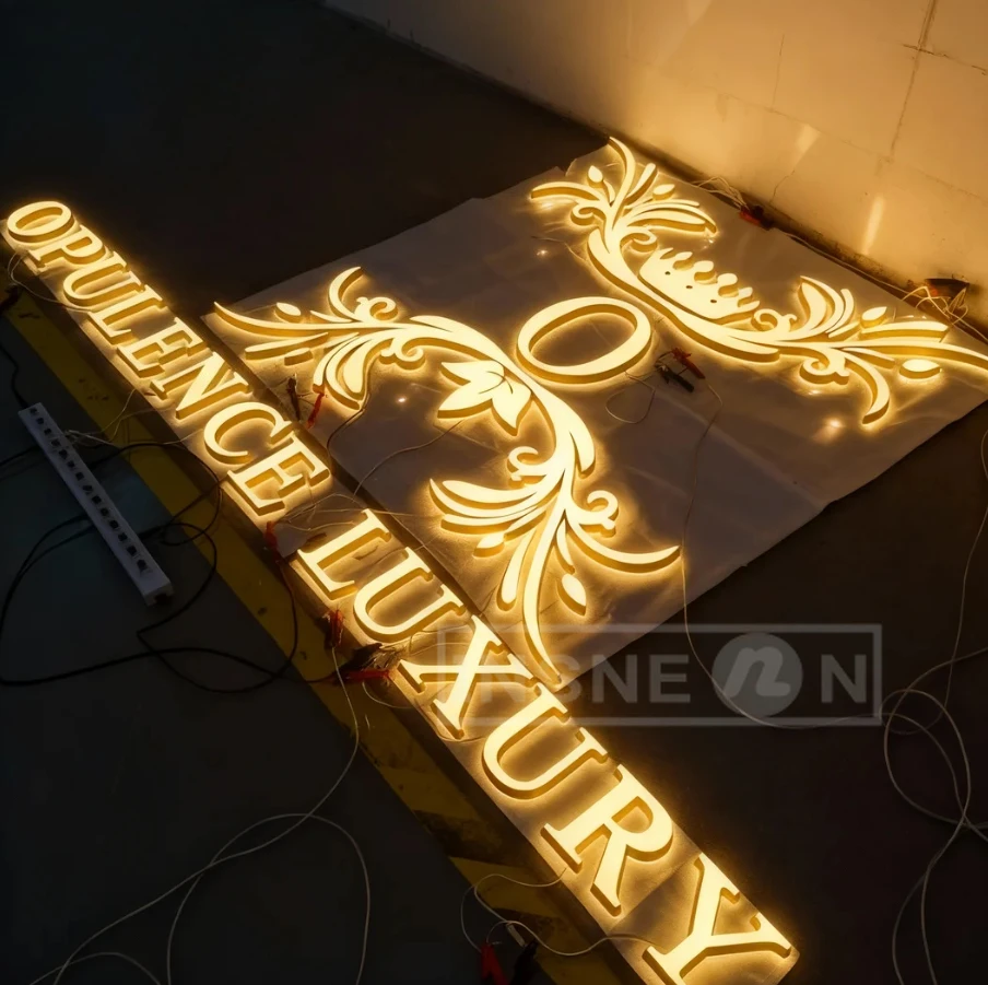 علامة باب الشقة شعار شخصي الذهب معدن الخلفية للجدار مكتب الجمال الأعمال الإعلان 3D صالون اسم Led النيون بار