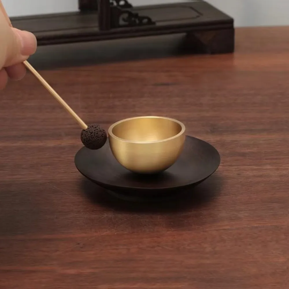 Portable Mini Singing Bowl Handmade Metal Sound Essential Oil Diffuser with Striker Copper Sound Bowl Mindfulness Practice