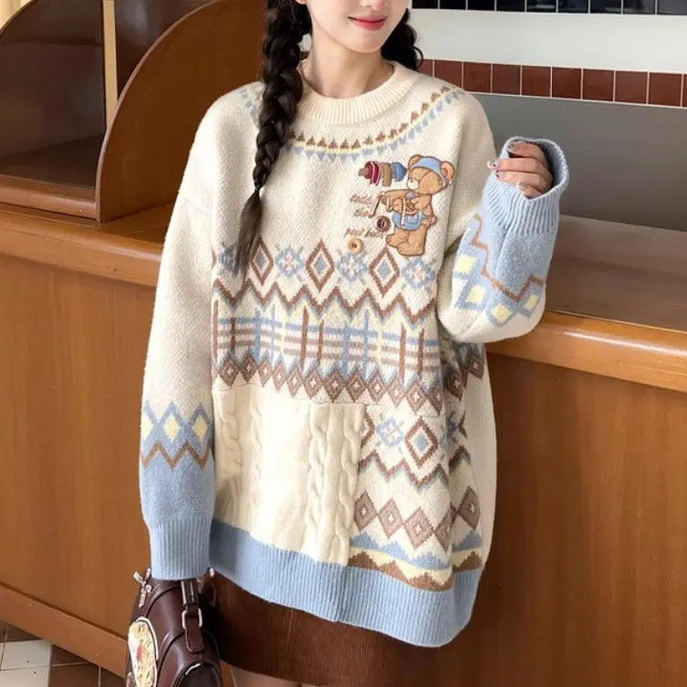 

Sweet Wind Fair Island Bear Embroidery Splicing Design Sweater Women's New Autumn/Winter Top