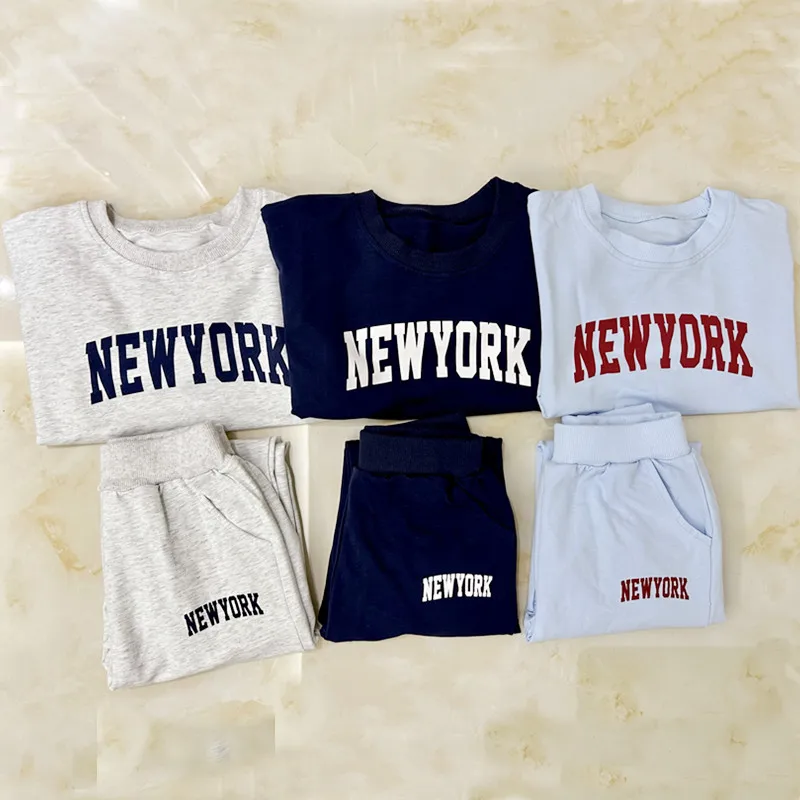 

Children Autumn Outfit Infant Toddler Boys and Girls Simple Korean Western Style Letters Sweatshirt+Pant 2 PCS Set