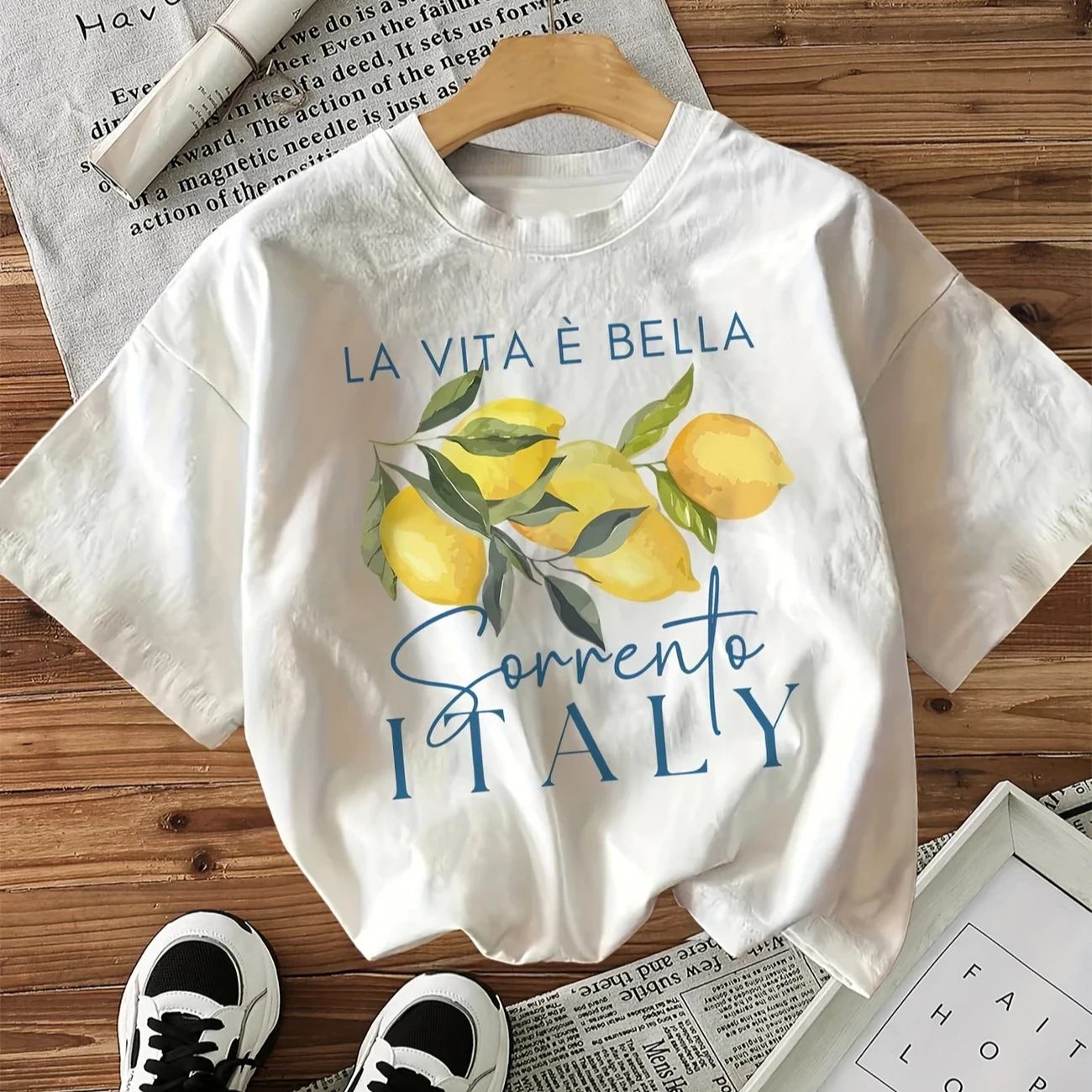 La Vita È Bella Sorrento Italy Lemon Graphic T‑Shirt Men Casual Short Sleeve Tee Italian Vacation Slogan Unisex Streetwear Tops