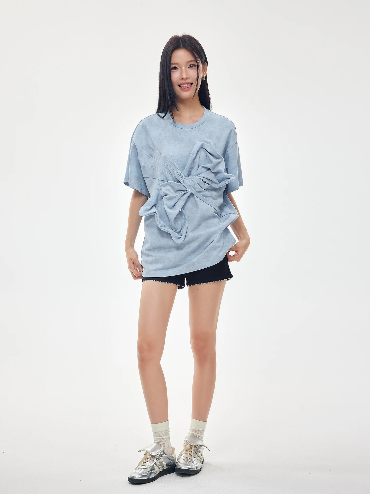 

Летняя свободная футболка OoofYang с коротким рукавом, синяя, повседневная, из хлопка, с узлом, влагоотводящая