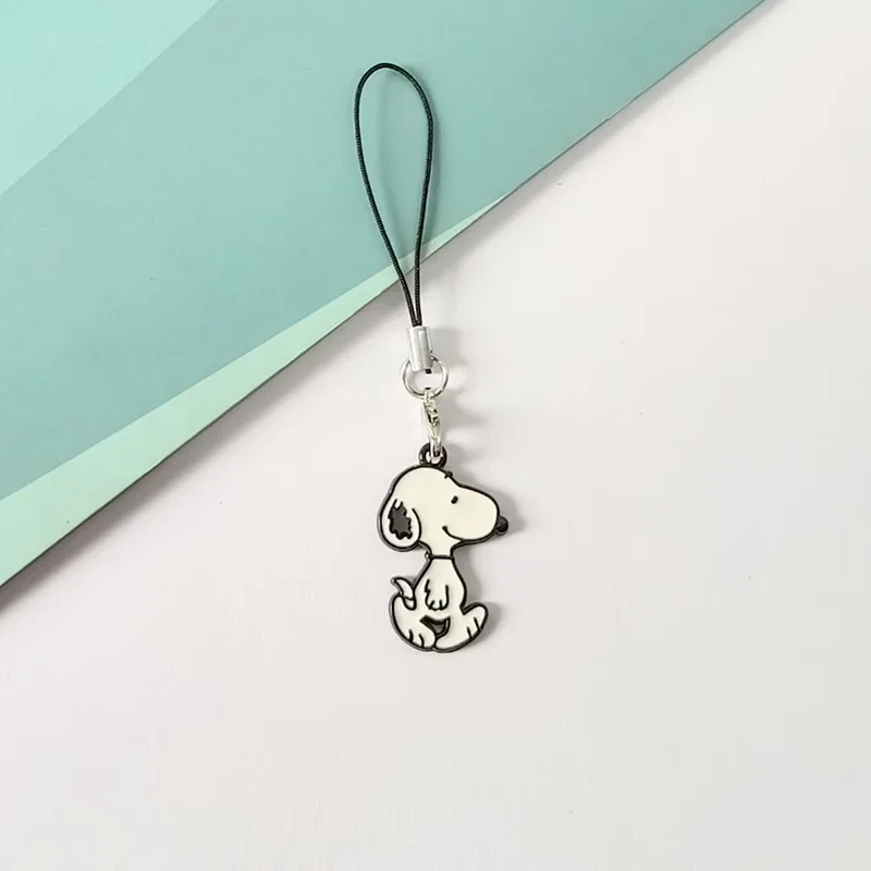 Cute Snoopy uomini e donne Creative Cartoon Fashion Simple Versatile Bag decorazione del telefono cellulare squisito ciondolo portachiavi cordino