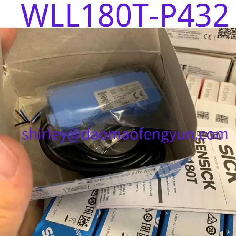 Brand New Original WLL180T-P432 Fiber Optic Sensor Amplifier 6039093