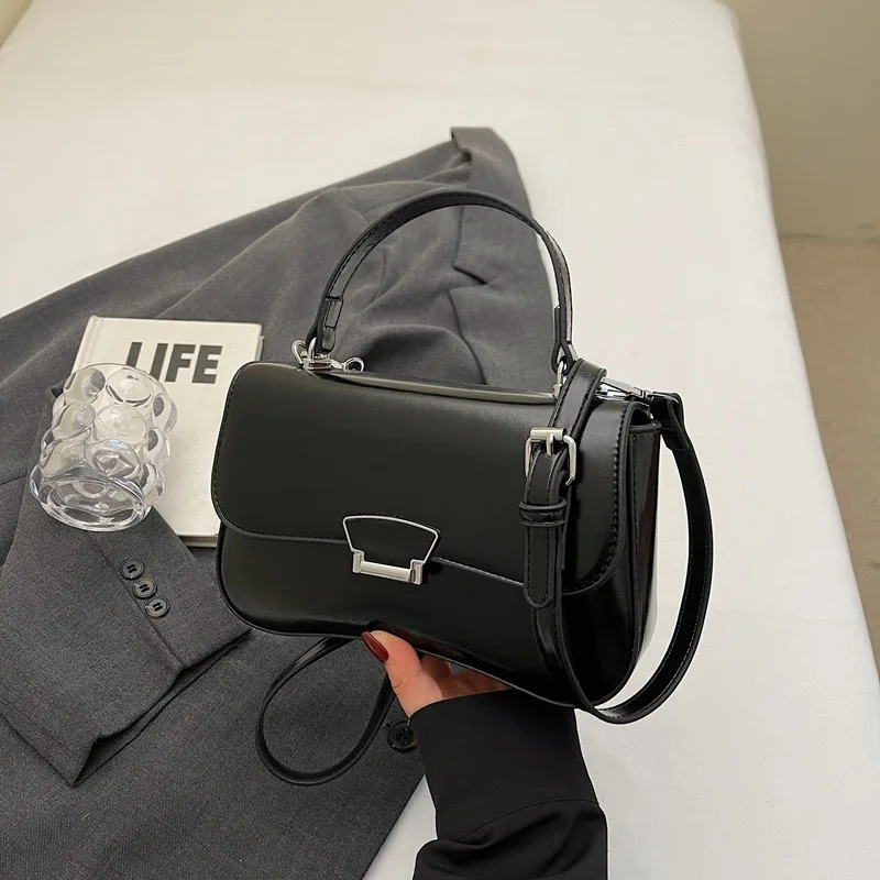 

2025 Spring Fashion Women‘s Tote Bag, Genuine Leather Multi-way Shoulder Crossbody Purse, Vintage Chic Large Capacity Work Bag