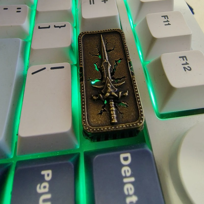 Anime Keycaps World of Warcraft Frostmourne Custom Keycaps for Mechanical Keyboards Key Caps DIY Brass Metal Keycap PC Gifts - view 4
