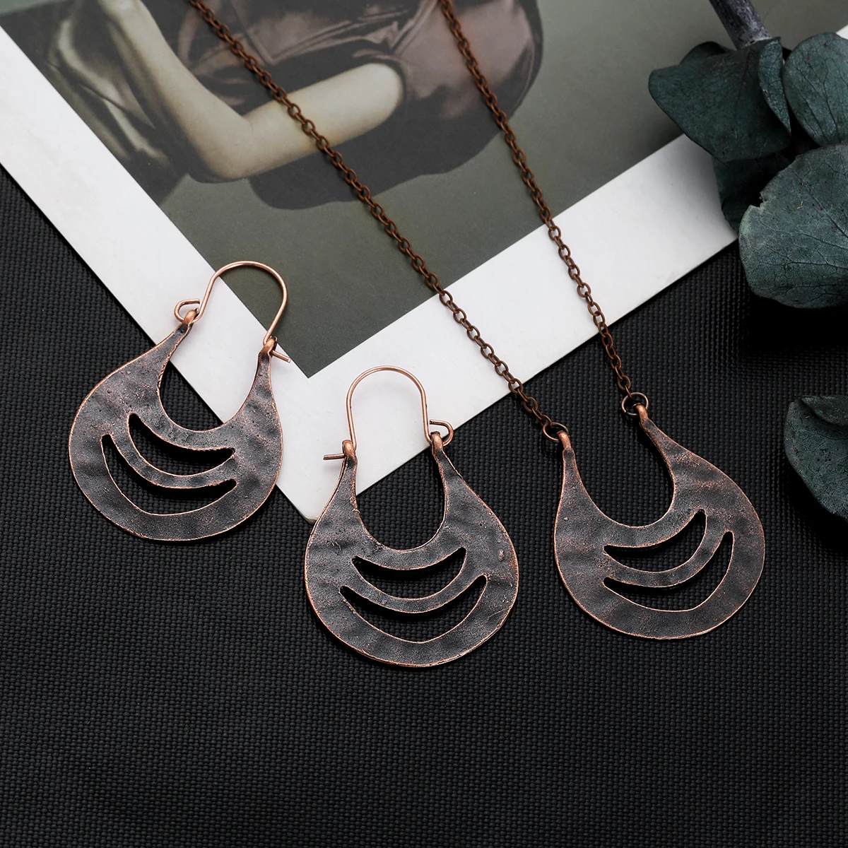 Gypsy Retro Geometric Hoop Earring Necklace for Women Ethnic Bronze Color Hollow Dangle Earrings New Metal Jewelry Sets