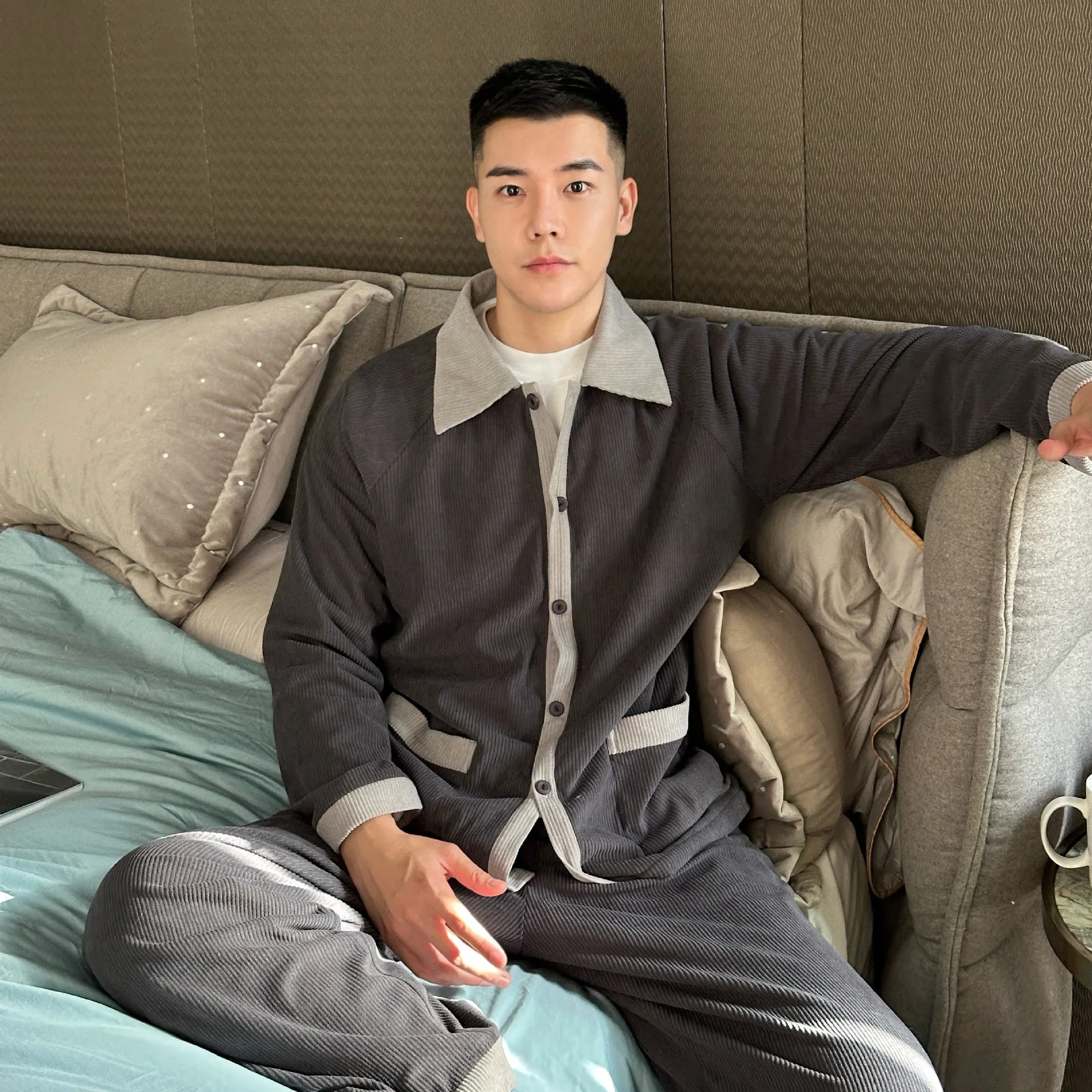 2023 winter new corduroy velvet men's pajamas warm silver fox velvet set