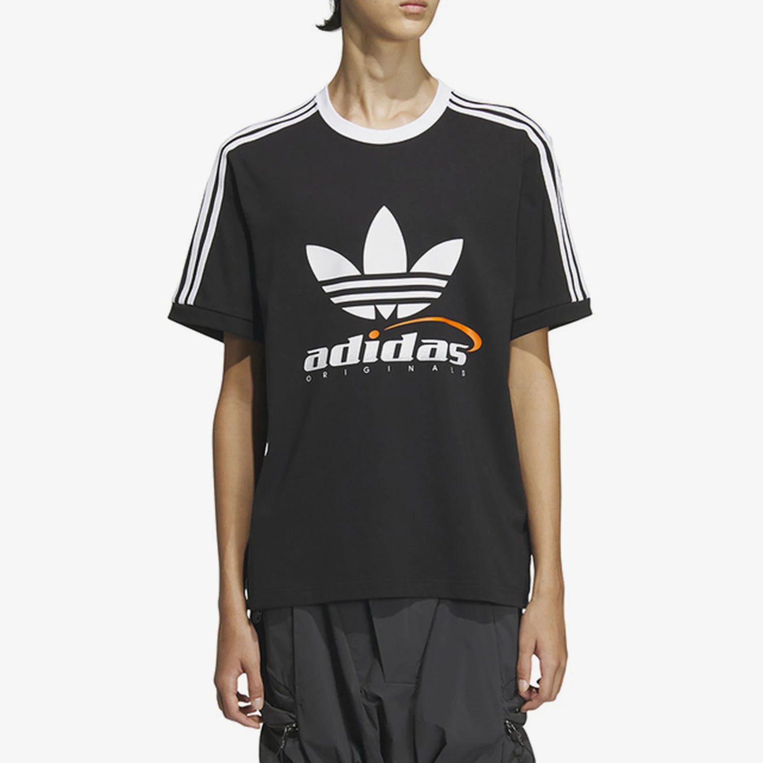 

Оригинальная мужская дышащая спортивная повседневная футболка Adidas Three Stripes с круглым вырезом и короткими рукавами IW6309