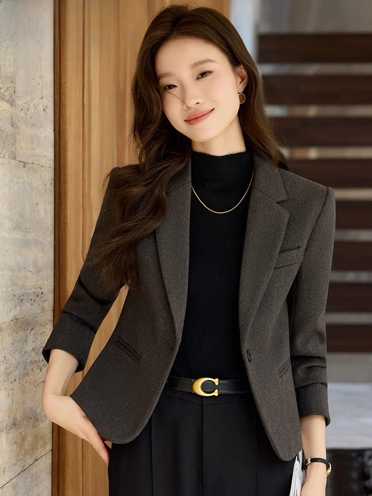 

Gray Woolen Short Suit Jacket for Women Casual Slim Fit Style Button Pocket Design Warm Anti-Wrinkle Breathable Office Wear