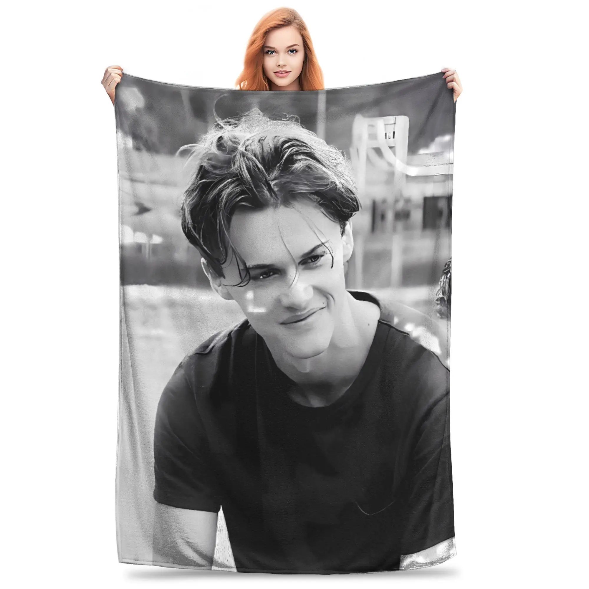 Conrad Fisher The Summer I Turned Pretty Super Warm Blanket  Students Plush Throw Blanket Comfortable Bedspread Sofa Bed Cover