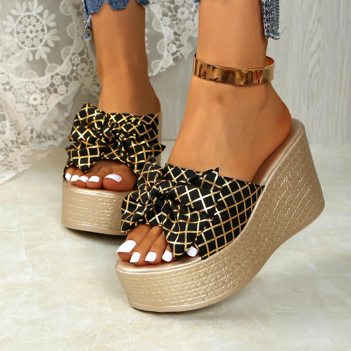 

Summer Women Wedges Platform Sandals Fashion Thick Sole Outdoor Beach Women Shoes Super High Heels Platform Anti-slip Sandals