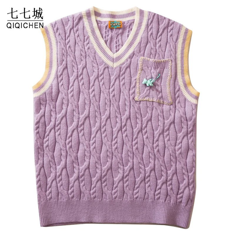 

Vintage College Twist Knitted Vest Men Women Bear Pendant Loose Sleeveless Pullover Sweater Streetwear Casual Jumper Waistcoat