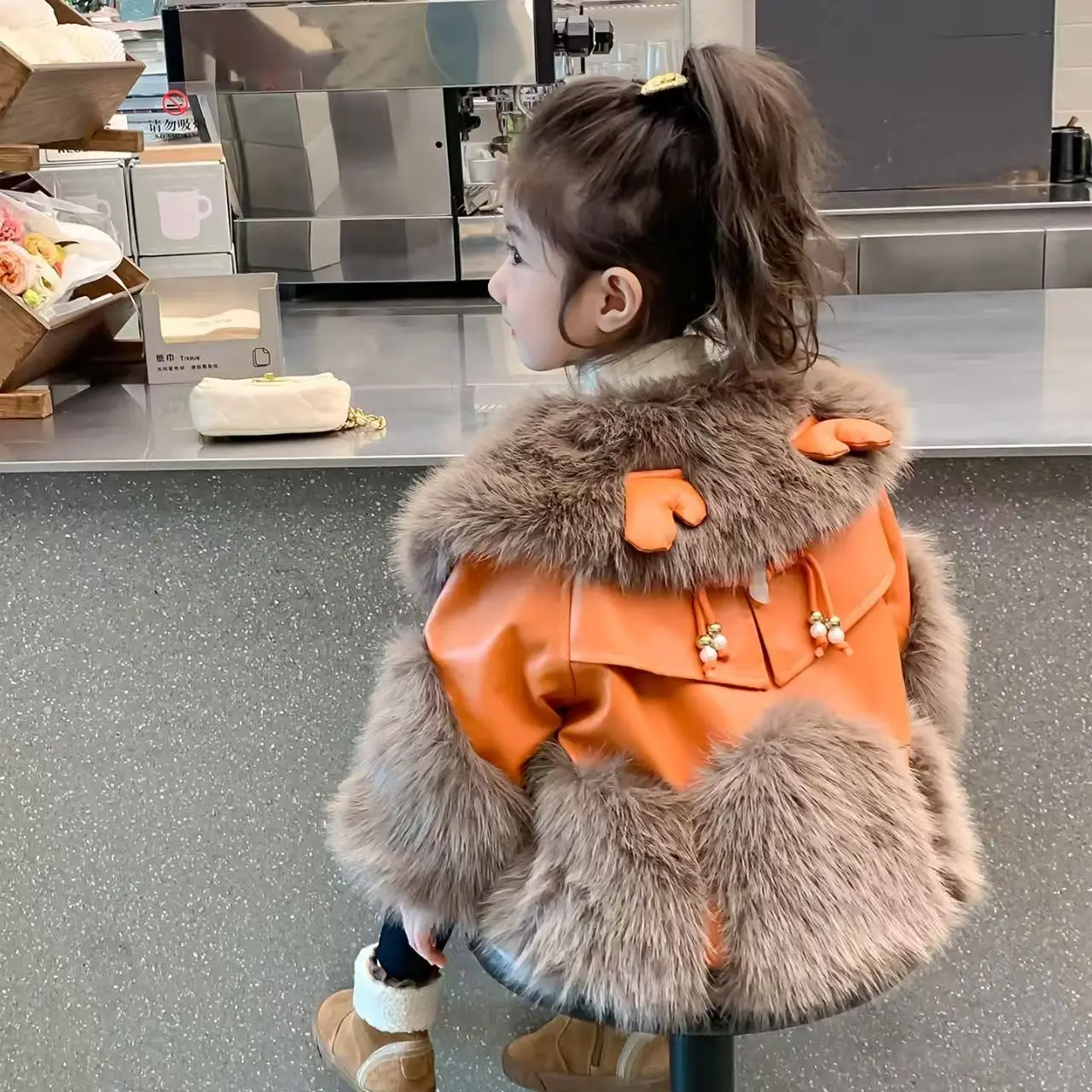 

Зимние теплые куртки, хлопковые милые куртки из искусственного меха для девочек, бархатная толстая детская верхняя одежда с капюшоном, детское зимнее пальто