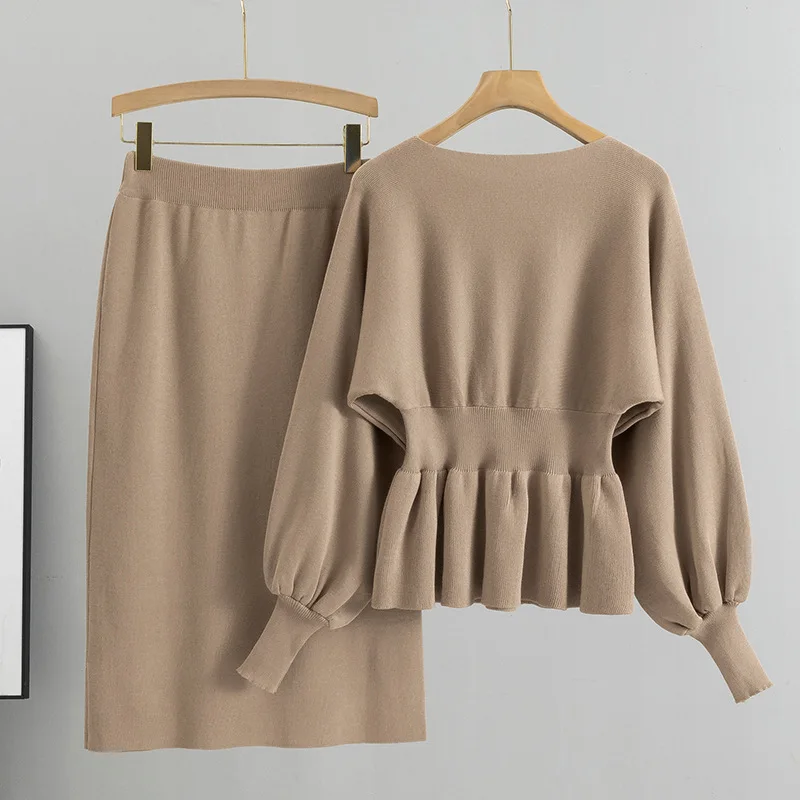 2025 Versatile Temperament Two-piece Set Lotus Leaf Edge Knitted Sweater High Waist Skinny Skirt Set Female Autumn