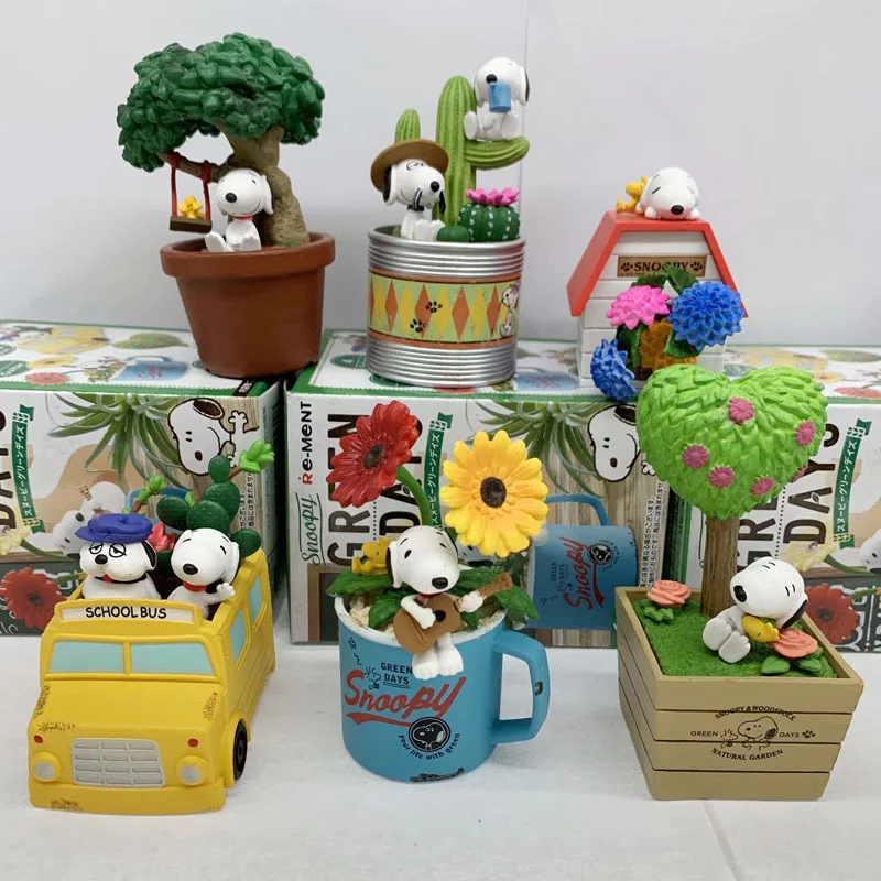 New Snoopy Green Days Anime Figure Models Green Potted Plant Table Ornaments Anime Peripherals Toys Dolls Gifts for Boy and Girl