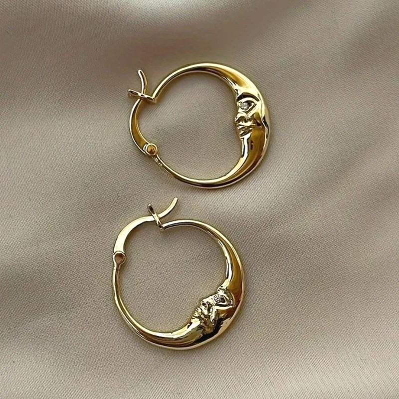 Pendientes de aro creativos Vintage chapados en oro tallados a mano en forma de luna para mujer, exquisitos accesorios de joyería para banquete y Festival