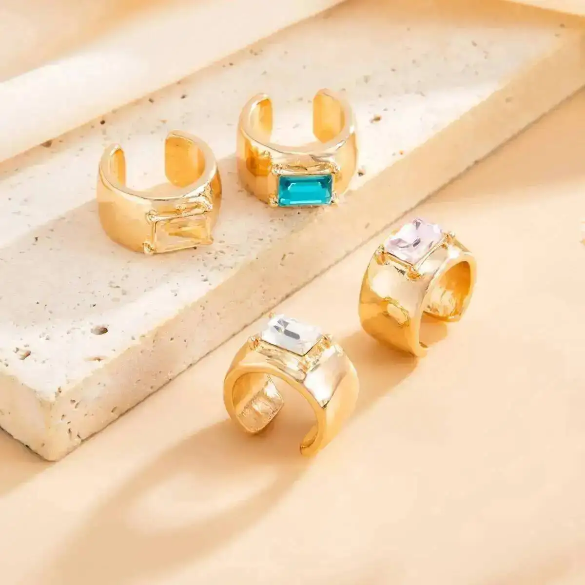 SHIXIN Fashion Exquisite Glass Drill Geometric C-Shape Clip Earrings Women Simple Charm No Piercing Metal Ear Jewelry Accessor