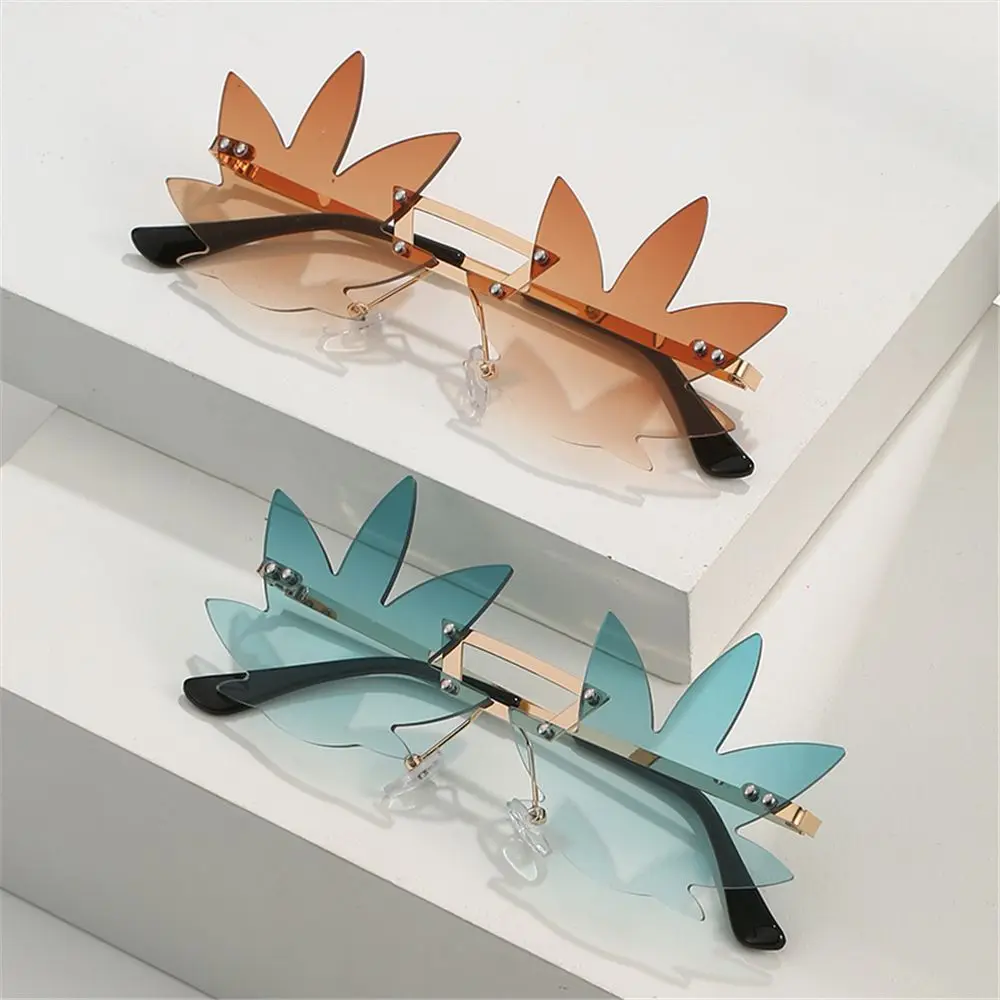 Novel Rimless Maple Leaf Shape Metal Sunglasses for Women Party Decorative Sun Glasses Men Unique Street Catwalk Prom Eyewear